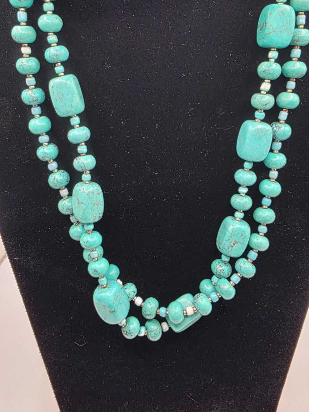 Premier Designs Cabo Faux Turquoise Necklace & Silver Tone Earrings Set - Picture 3 of 8